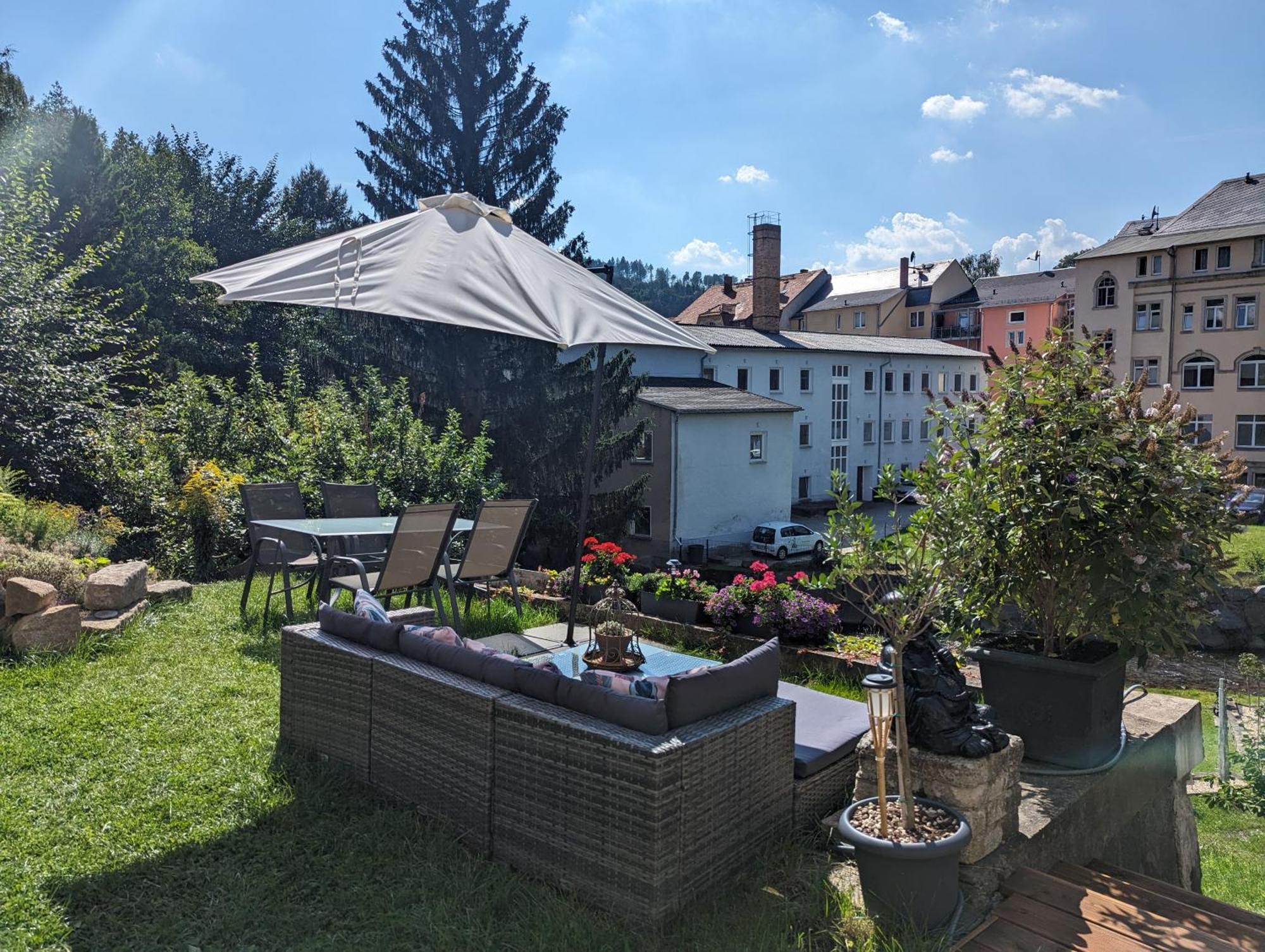 Idyllische Erholung - Sauna, Garten, Pool&Fluss - Zi1 Sebnitz Exterior foto